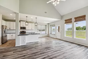 244 Lake Estates Dr, Montgomery, TX 77356 - Photo 7