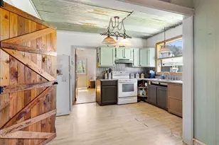 101 W Planters St, San Augustine, TX 75972 - Photo 9