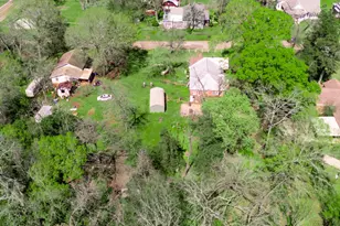 101 W Planters St, San Augustine, TX 75972 - Photo 29