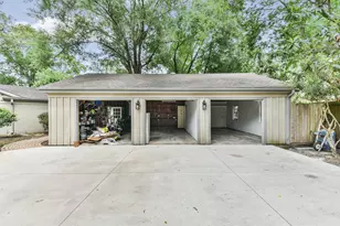 12431 Broken Bough Dr, Houston, TX 77024 - Photo 47