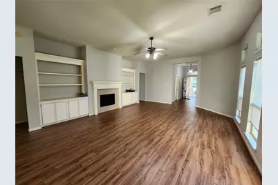 1011 Lexington Green Drive, Missouri City, TX 77459 - Photo 3