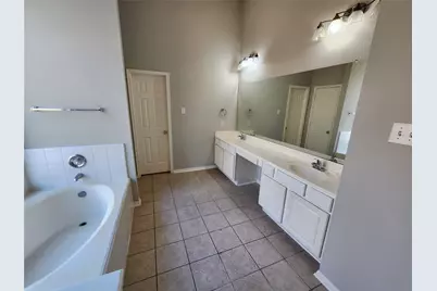 1011 Lexington Green Drive, Missouri City, TX 77459 - Photo 25