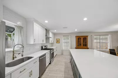 1919 Ashford Hollow Lane, Houston, TX 77077 - Photo 13