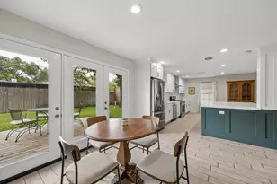 1919 Ashford Hollow Ln, Houston, TX 77077 - Photo 15