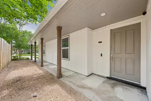 1919 Ashford Hollow Ln, Houston, TX 77077 - Photo 27