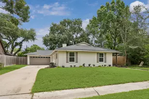 1919 Ashford Hollow Ln, Houston, TX 77077 - Photo 3