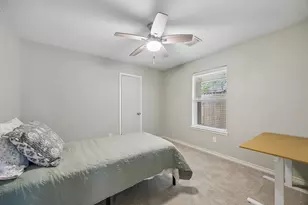 1919 Ashford Hollow Ln, Houston, TX 77077 - Photo 19