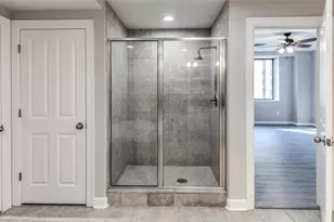 914 Main St, Houston, TX 77002 - Photo 13