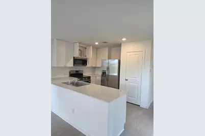 3611 Duplet, Conroe, TX 77306 - Photo 3