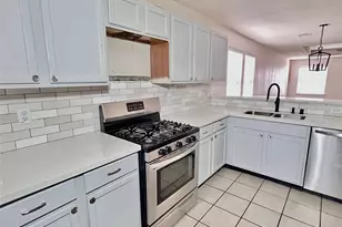 19031 Prairie Bluff Dr, Cypress, TX 77433 - Photo 5
