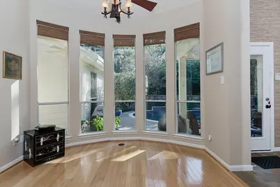 2 Taper Glow Place, The Woodlands, TX 77381 - Photo 9