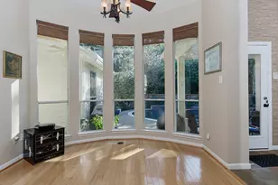 2 Taper Glow Pl, The Woodlands, TX 77381 - Photo 9