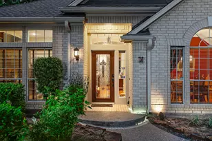 2 Taper Glow Pl, The Woodlands, TX 77381 - Photo 3