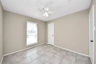 14718 Windfern Forest Dr, Houston, TX 77040 - Photo 19