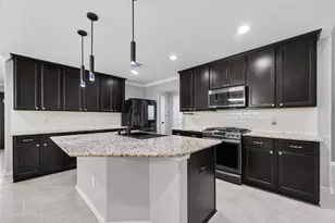 2050 Bravos Manor Ln, Fresno, TX 77545 - Photo 5