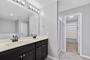 2050 Bravos Manor Ln, Fresno, TX 77545 - Photo 13