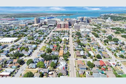 915 8th Street #1-4, Galveston, TX 77550 - Photo 49