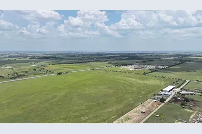 000 Highway 183, Briggs, TX 76527 - Photo 15