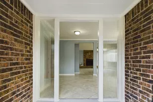 11522 Sagegrove Ln, Houston, TX 77089 - Photo 3