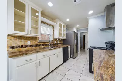 11522 Sagegrove Lane, Houston, TX 77089 - Photo 15