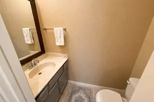 17659 Red Oak Dr, Houston, TX 77090 - Photo 9