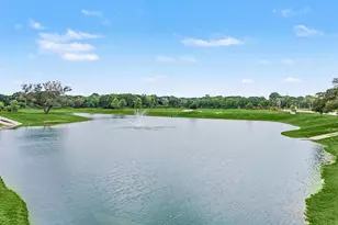 94 Dorado Dr, Friendswood, TX 77546 - Photo 29