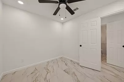 16619 Tibet Road, Friendswood, TX 77546 - Photo 25
