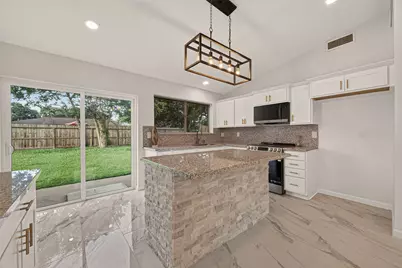 16619 Tibet Road, Friendswood, TX 77546 - Photo 3