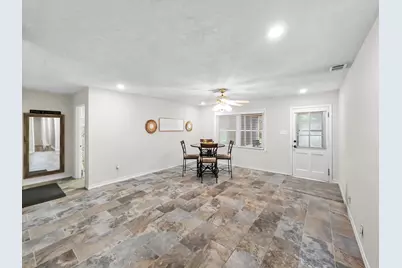 970 Evergreen Lane, Beaumont, TX 77706 - Photo 9