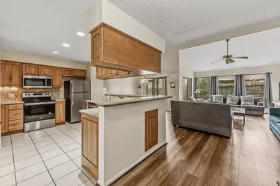 3648 Youpon, Huntsville, TX 77340 - Photo 5