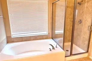 5526 Stoneridge Ct, Rosenberg, TX 77471 - Photo 9