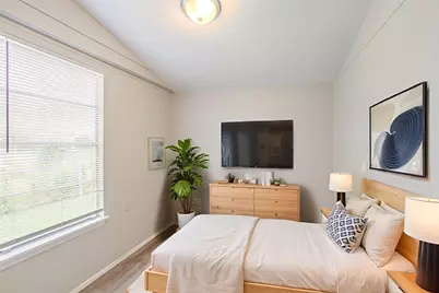 7828 Homewood Lane, Houston, TX 77028 - Photo 17