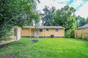 7828 Homewood Ln, Houston, TX 77028 - Photo 31