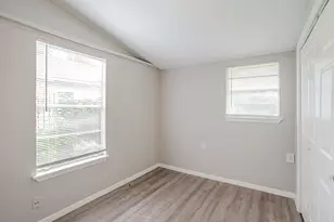 7828 Homewood Ln, Houston, TX 77028 - Photo 25