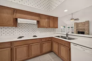 12838 Ashford Knolls Dr, Houston, TX 77082 - Photo 11