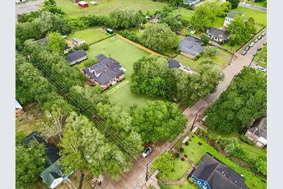 209 E Caney Street, Wharton, TX 77488 - Photo 31