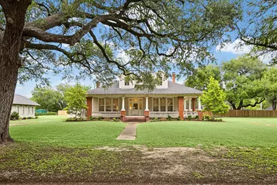 209 E Caney Street, Wharton, TX 77488 - Photo 5