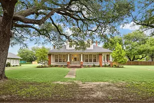 209 E Caney St, Wharton, TX 77488 - Photo 5