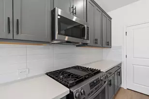 4015 Sterling Springs Ln, League City, TX 77573 - Photo 5