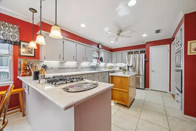 4114 Plumtree Lane, Seabrook, TX 77586 - Photo 7