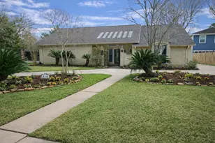 4114 Plum Tree Ln, Seabrook, TX 77586 - Photo 1