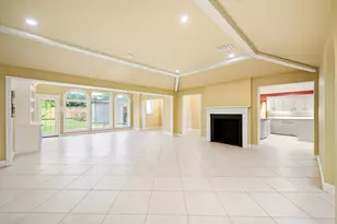 4114 Plum Tree Ln, Seabrook, TX 77586 - Photo 5