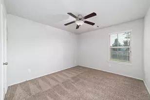 14005 Silver Falls Ct, Conroe, TX 77384 - Photo 25