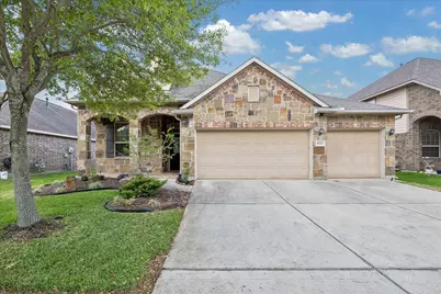 6723 Hunters Way Lane, Baytown, TX 77521 - Photo 1