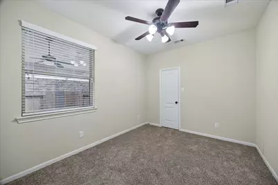 6723 Hunters Way Lane, Baytown, TX 77521 - Photo 11