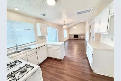 17210 Colony Creek Drive, Spring, TX 77379 - Photo 9