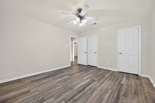 8907 Kleewood Dr, Houston, TX 77064 - Photo 39