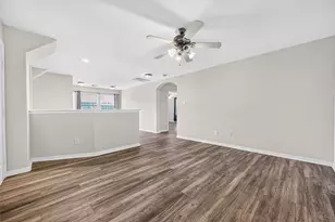 8907 Kleewood Dr, Houston, TX 77064 - Photo 37