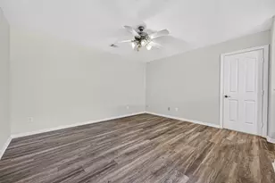 8907 Kleewood Dr, Houston, TX 77064 - Photo 35