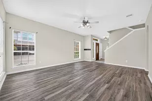 8907 Kleewood Dr, Houston, TX 77064 - Photo 15